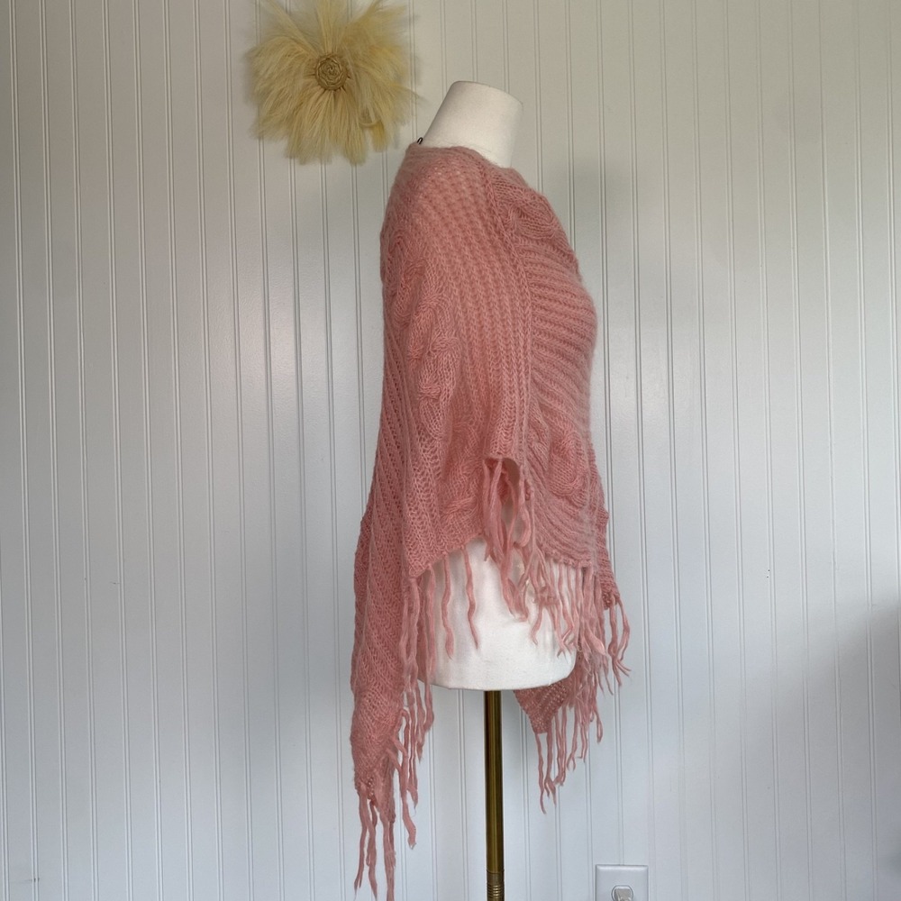 Vintage American Eagle Y2K Cable Knit Fringe Cape Poncho Asymmetric Mohair Soft - Picture 4 of 9